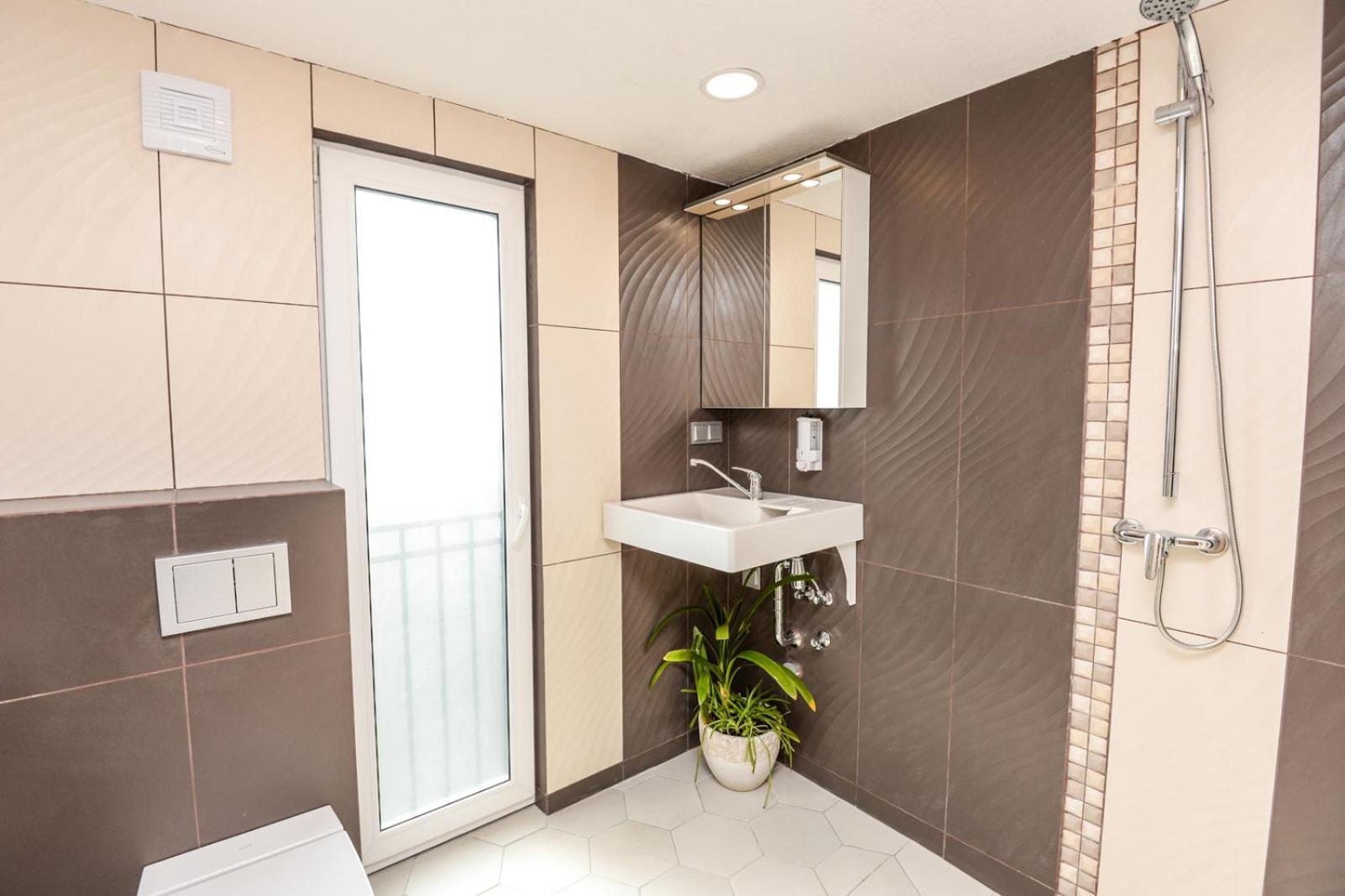 Inkaras Aparthotel Паланга Стая снимка